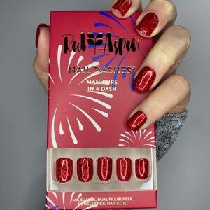 Red Glitter Avalon Red Aspen Nail Dashes NIB